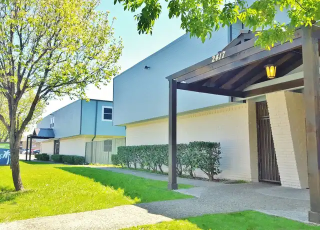 Property at 2415 Charlotte St Unit 210, Denton, TX, 76201, 2 beds, 1 bath, [object Object]