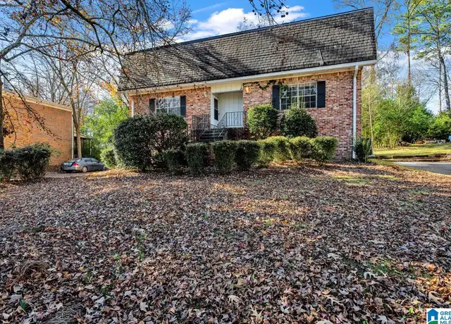 Property at 820 Linbard Ln, Vestavia, AL, 35226, 2 beds, 1.5 baths, [object Object]