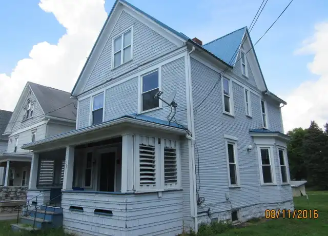 Property at 1045 School St Unit 1045 1045-1, Indiana, PA, 15701, 3 beds, 1 bath, [object Object]