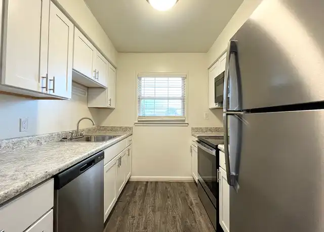 Property at Great Bridge Apartments - 106 Williamsburg Dr, Chesapeake, VA, 23322, 1-2 bed, 1-1.5 bath, [object Object]