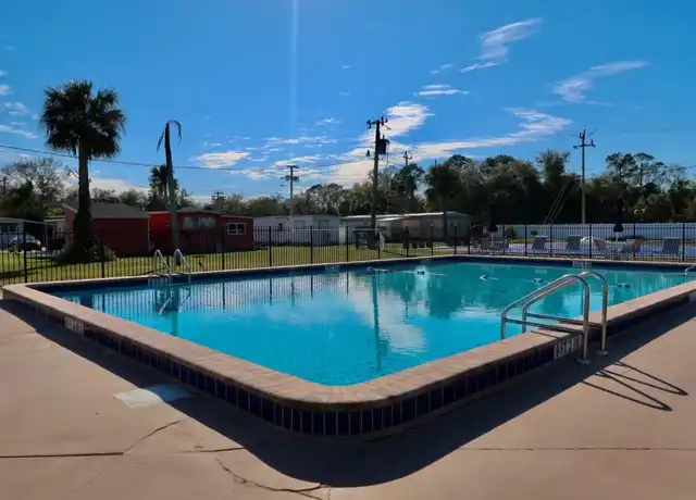 Property at 410 Suwanee Dr, North Fort Myers, FL, 33917, 3 beds, 2 baths, [object Object]