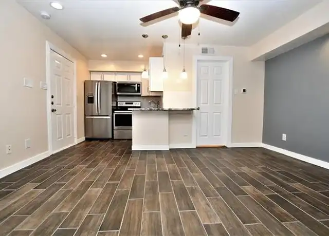 Property at 9821 Walnut St #303, Dallas, TX, 75243, 1 bed, 1 bath, [object Object]