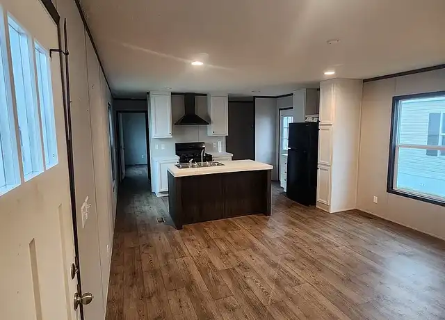 Property at Meadowlark MHC LLC - 2220 Prospect Cir, Junction City, KS, 66441, 3 beds, 2 baths, [object Object]