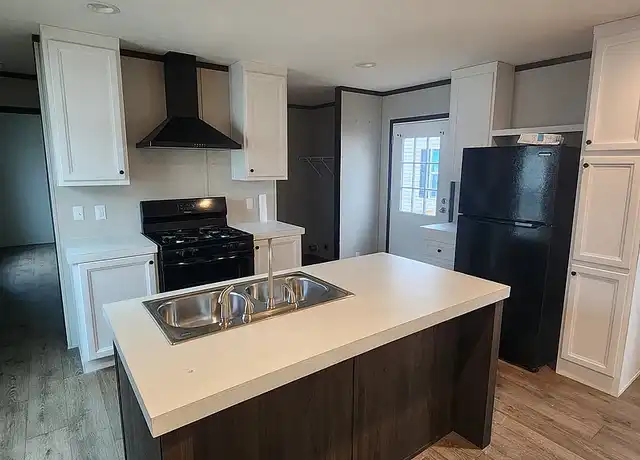 Property at Meadowlark MHC LLC - 2220 Prospect Cir, Junction City, KS, 66441, 2 beds, 2 baths, [object Object]