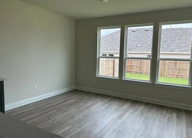 Property at 555 Purple Heart Dr, Buda, TX, 78610, 1 bed, 1 bath, [object Object]