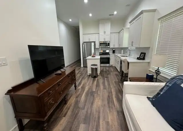 Property at 113 S Rusk St Unit C, Wharton, TX, 77488, 2 beds, 1 bath, [object Object]