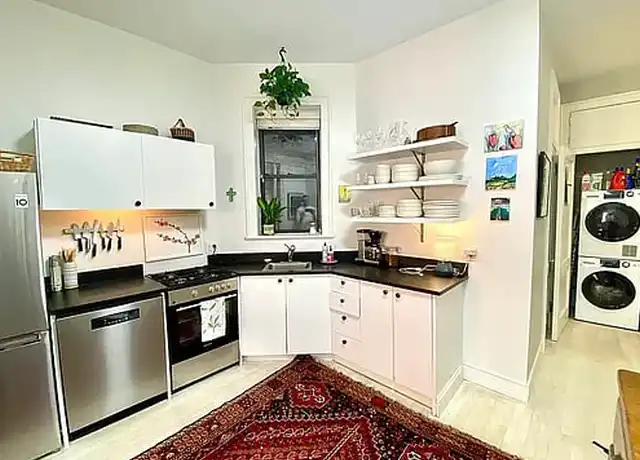 Property at 208 W 83rd St, New York, NY, 10024, 2 beds, 2 baths, [object Object]