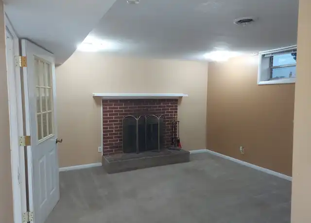 Property at 7703 Huron Dr Unit A, Gainesville, VA, 20155, 1 bed, 1 bath, [object Object]