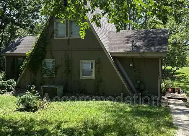 Property at 5402 NW Venetian Dr, Kansas City, MO, 64151, 2 beds, 1 bath, [object Object]