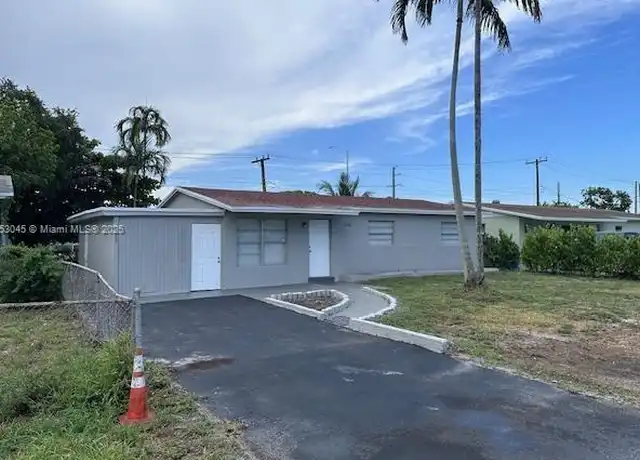 Property at 4285 SW 48th Ct, Fort Lauderdale, FL, 33314, 3 beds, 2 baths, [object Object]