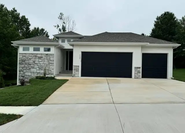 Property at 1505 SW Heartwood Dr, Lees Summit, MO, 64081, 4 beds, 3 baths, [object Object]