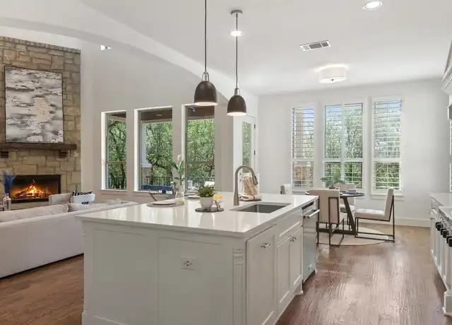 Property at 402 Tempranillo Way, Austin, TX, 78738, 5 beds, 4.5 baths, [object Object]