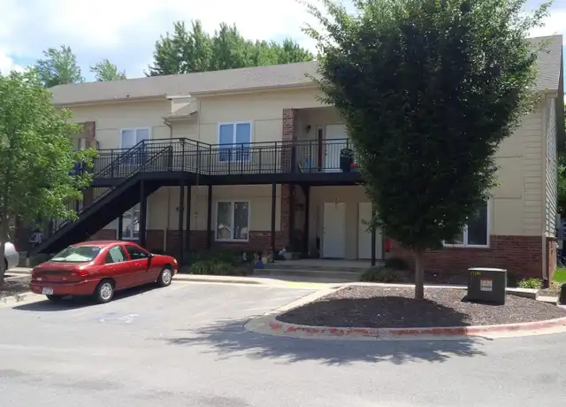 Property at 819 W Piedmont Pl #3, Fayetteville, AR, 72703, 2 beds, 1.5 baths, [object Object]