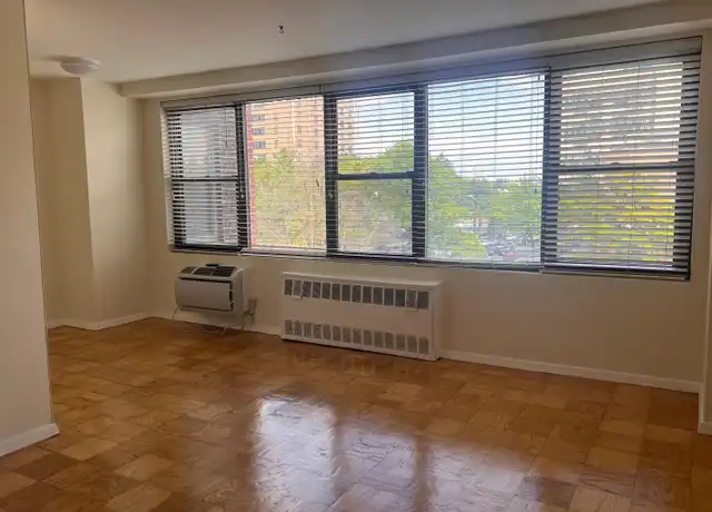 Property at 10 Huron Ave Unit 5A, Jersey City, NJ, 07306, 1 bed, 1 bath, [object Object]