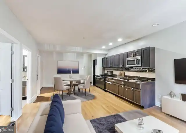 Property at 333 N 40th St Unit 2A, Philadelphia, PA, 19104, 3 beds, 2 baths, [object Object]