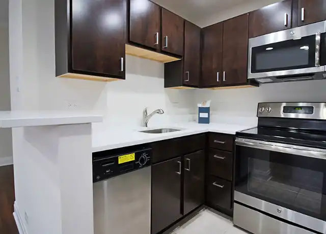Property at 204 E Chestnut St, Chicago, IL, 60611, 2 beds, 2 baths, [object Object]
