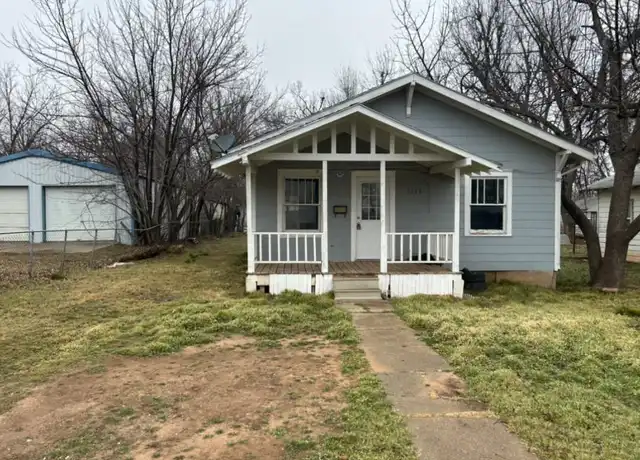 Property at 1117 Ivanhoe St, Perry, OK, 73077, 2 beds, 1 bath, [object Object]