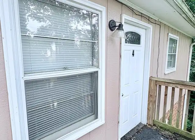 Property at 410 Old Central Rd Unit 4, Clemson, SC, 29631, 2 beds, 1 bath, [object Object]