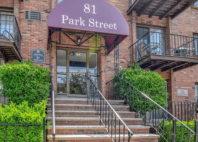 Photo of 87 Park St, Lynn, MA 01905