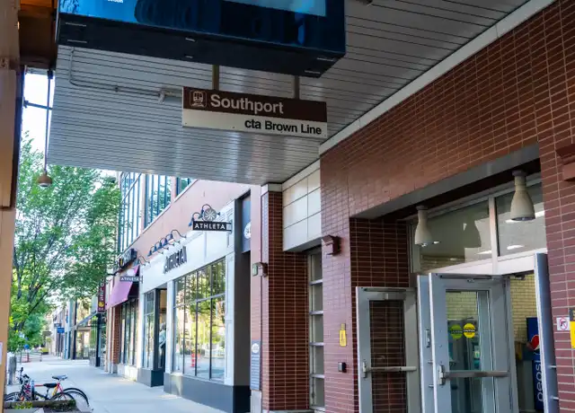 Property at 1449 W Roscoe St Unit G, Chicago, IL, 60657, 2 beds, 1 bath, [object Object]