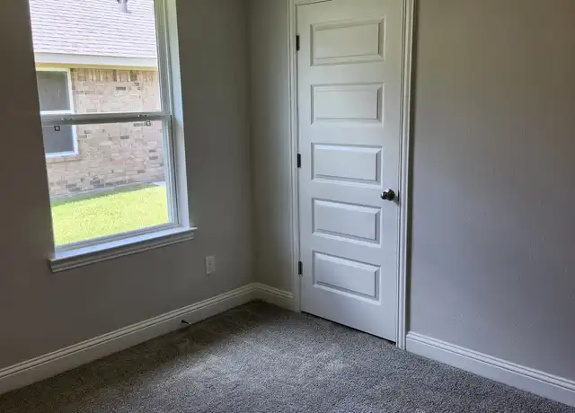 Property at 20068 Swinley Forest Dr, Cleveland, TX, 77327, 3 beds, 2 baths, [object Object]