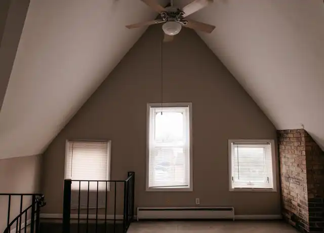 Property at 2121 Colfax Ave S Unit 4, Minneapolis, MN, 55405, 1 bed, 1 bath, [object Object]