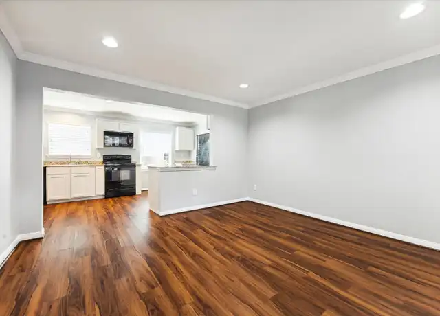 Property at 1548 Ashland St Unit 05, Houston, TX, 77008, 1 bed, 1 bath, [object Object]
