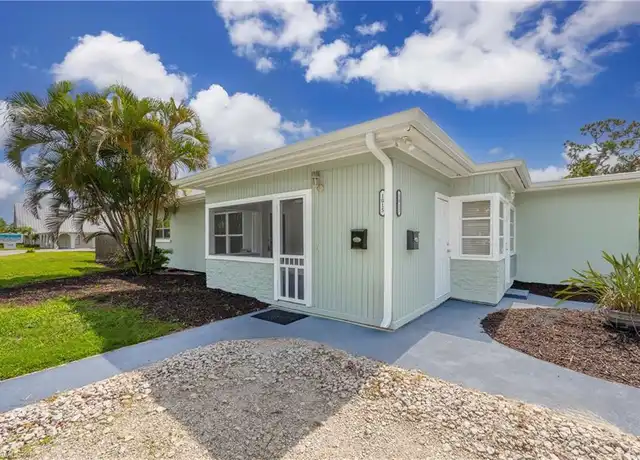 Property at 1015 10th Ave N, Naples, FL, 34102, 1 bed, 1 bath, [object Object]