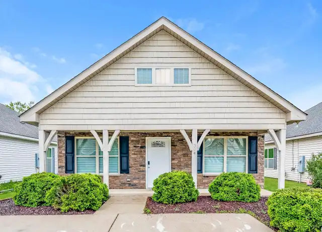 Property at 304 Creek Run Cir, Calera, AL, 35040, 3 beds, 2 baths, [object Object]