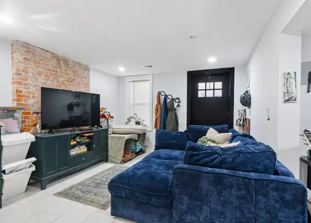 Property at 248 Whiton St Unit 1, Jersey City, NJ, 07304, 1 bed, 1 bath, [object Object]