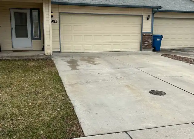 Property at 8953 W Cory Ln, Boise, ID, 83704, 2 beds, 2 baths, [object Object]