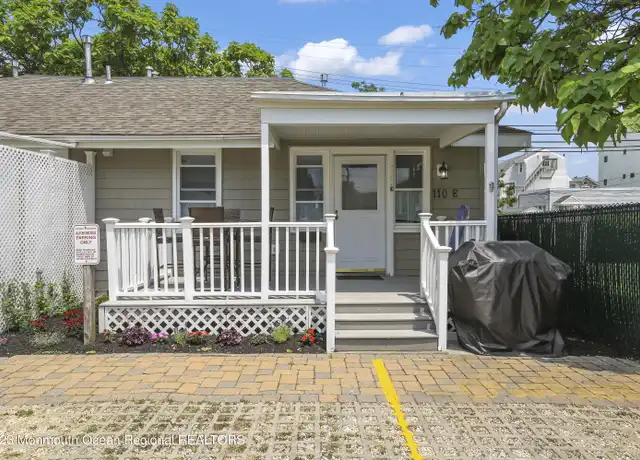 Property at 110 11th Ave unit Rear E, Belmar, NJ, 2 beds, 1 bath, [object Object]