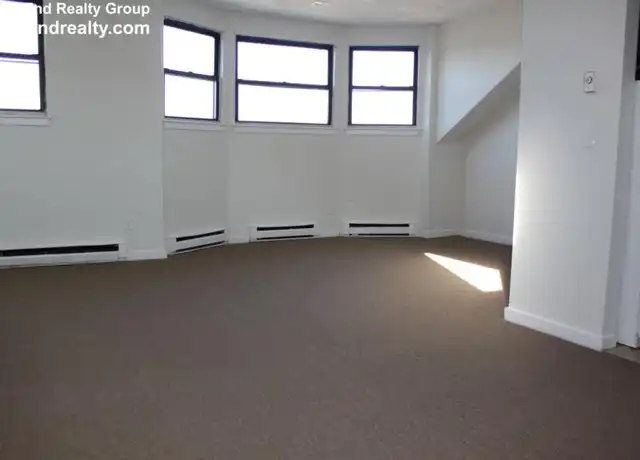 Property at 483 E Broadway, Boston, MA, 02127, 2 beds, 1 bath, [object Object]