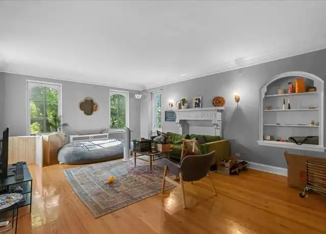 Property at 2712 W Logan Blvd, Chicago, IL, 60647, 4 beds, 3 baths, [object Object]