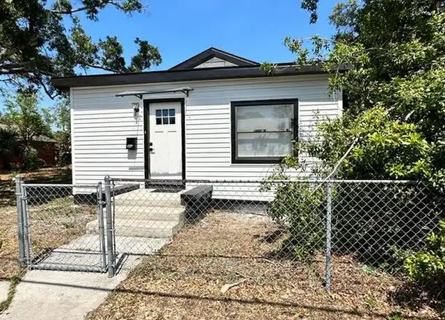 Property at 1426 40th St S, Saint Petersburg, FL, 33711, 4 beds, 1 bath, [object Object]