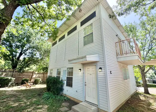 Property at 2310 W Hickory St Unit C, Denton, TX, 76201, 2 beds, 1.5 baths, [object Object]