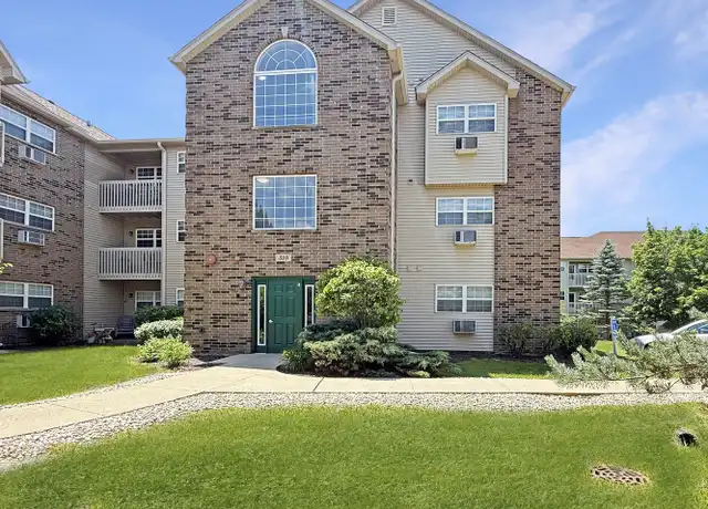 Property at 310 Cunat Blvd Unit 1B, Richmond, IL, 60071, 1 bed, 1 bath, [object Object]