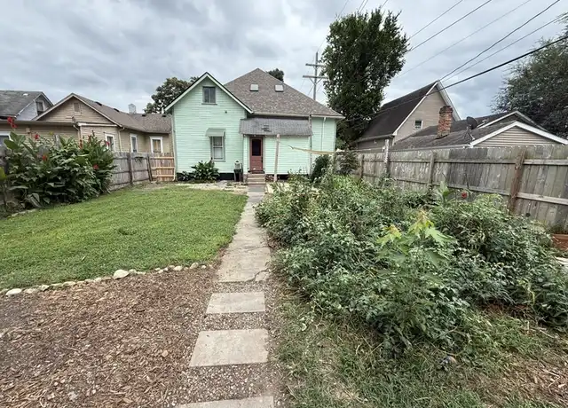 Property at 920 Lafayette Ave Unit B, Columbus, IN, 47201, 2 beds, 2 baths, [object Object]
