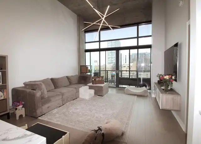 Property at 321 S Sangamon St, Chicago, IL, 60607, 2 beds, 2 baths, [object Object]