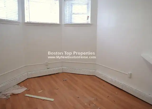 Property at 95 Park Dr Unit B, Boston, MA, 02215, 2 beds, 1 bath, [object Object]