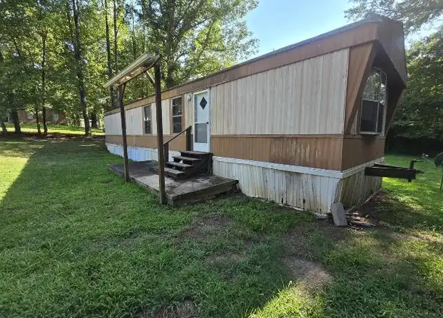 Property at 3553 Boyette Rd, Lenoir, NC, 28645, 2 beds, 1 bath, [object Object]