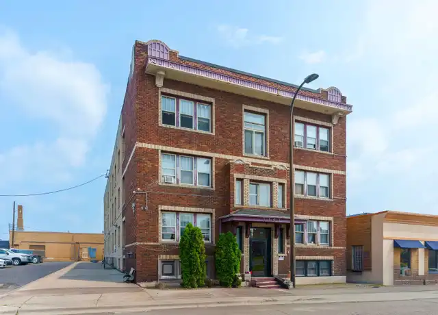 Property at 1302 Linden Ave Unit 301, Minneapolis, MN, 55403, 1 bed, 1 bath, [object Object]