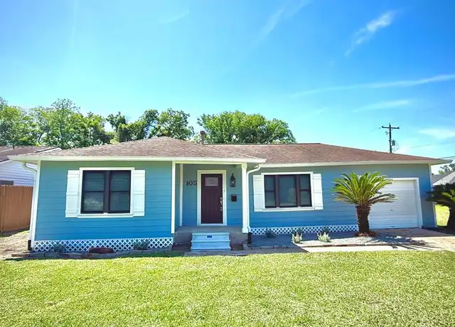 Property at 105 Birch St, Lake Jackson, TX, 77566, 3 beds, 1 bath, [object Object]