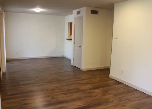 Property at 4123 Avondale Ave Unit 206-E, Dallas, TX, 75219, 2 beds, 2 baths, [object Object]
