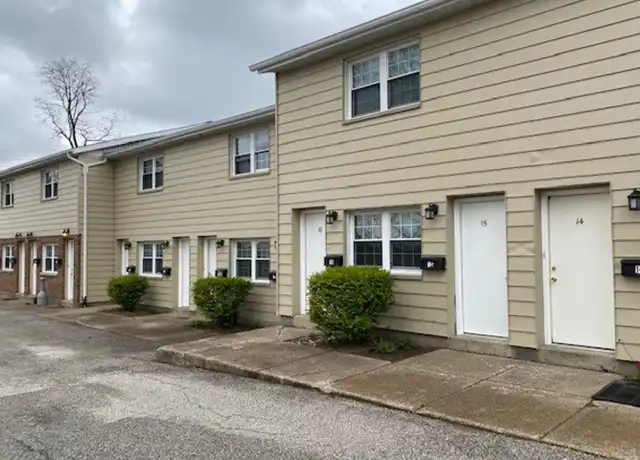 Property at 104 Averlon Ave Unit 11, Erie, PA, 16509, 1 bed, 1 bath, [object Object]