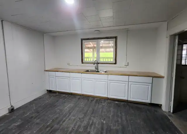 Property at 1401 US Route 2, Marshfield, VT, 05658, 2 beds, 1 bath, [object Object]