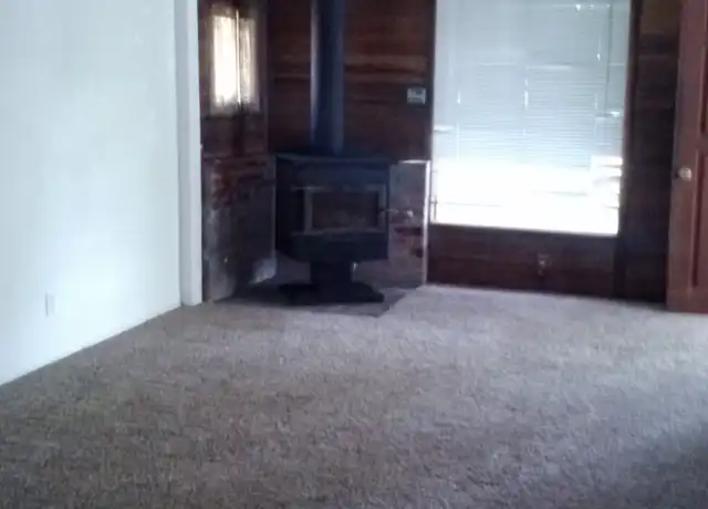 Property at 2033 Robert Way, Sacramento, CA, 95825, 3 beds, 1 bath, [object Object]