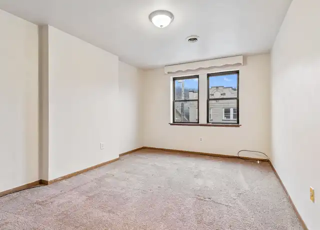 Property at 727 Broadway Ave Unit 7, McKees Rocks, PA, 15136, 2 beds, 1 bath, [object Object]