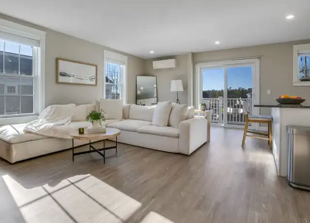 Property at 18 Camden St Unit 24-Unit 2409, Scarborough, ME, 04074, 1 bed, 1 bath, [object Object]
