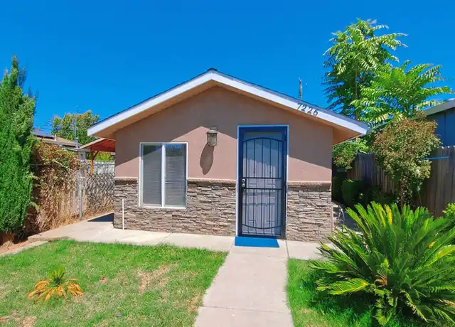 Property at 7226 N San Pablo Ave, Fresno, CA, 93650, 2 beds, 1 bath, [object Object]
